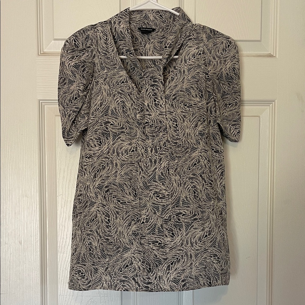 Club Monaco Silk Monochrome Abstract Tie Bubble Shoulder Blouse